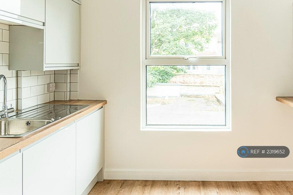 Additional image 4 of Stafford Road, Bristol, BS2