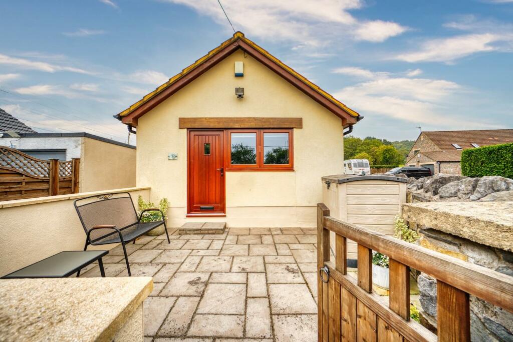 Additional image 17 of Views over Cleeve's countryside with annex