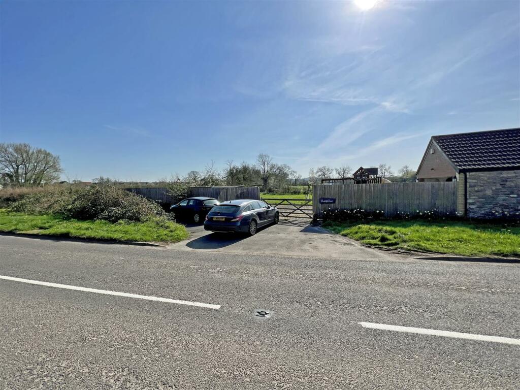 Additional image 13 of Oldbury Lane, Thornbury, Bristol