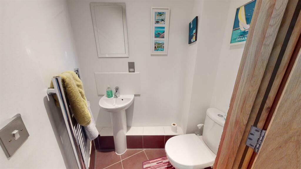 Additional image 9 of Salts Mill Road, Shipley