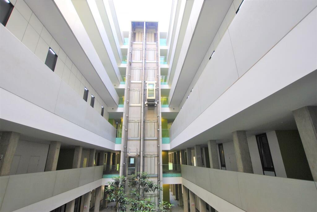 Additional image 7 of Lake Shore Drive, Bristol