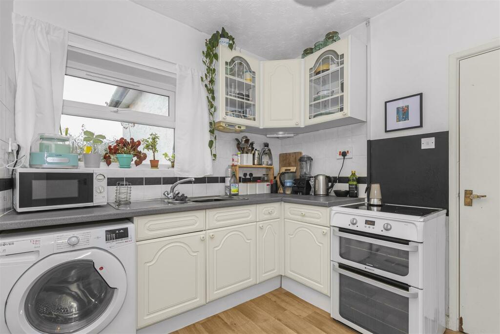 Additional image 9 of Tyning Road, Saltford