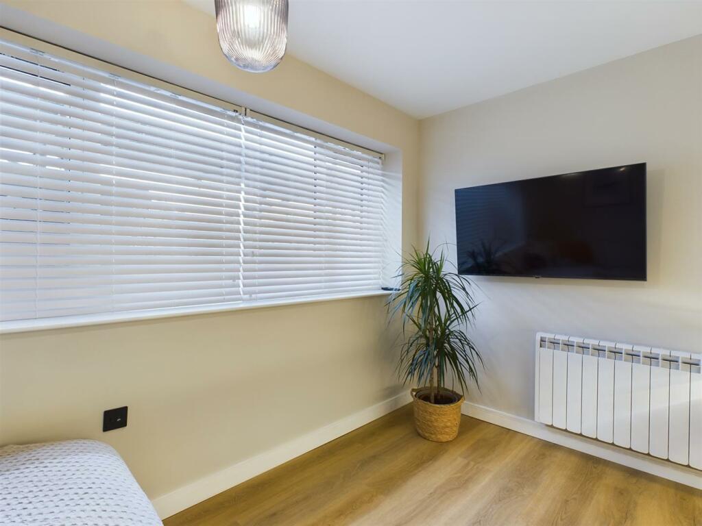 Additional image 31 of Gloucester Road, Bristol