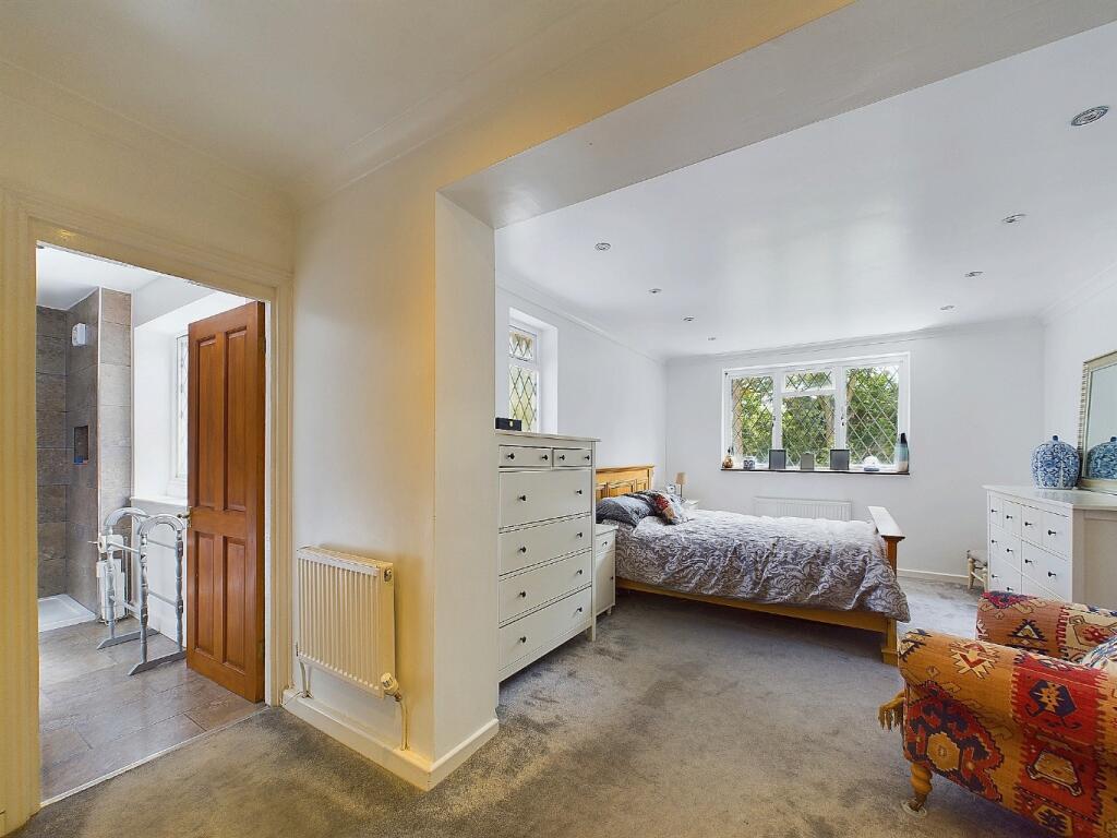 Additional image 15 of Marlings close