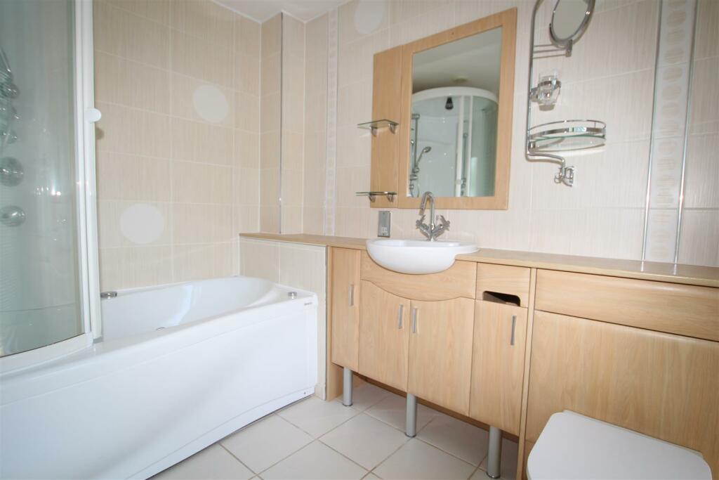 Additional image 18 of Heatherside, Baildon, Shipley