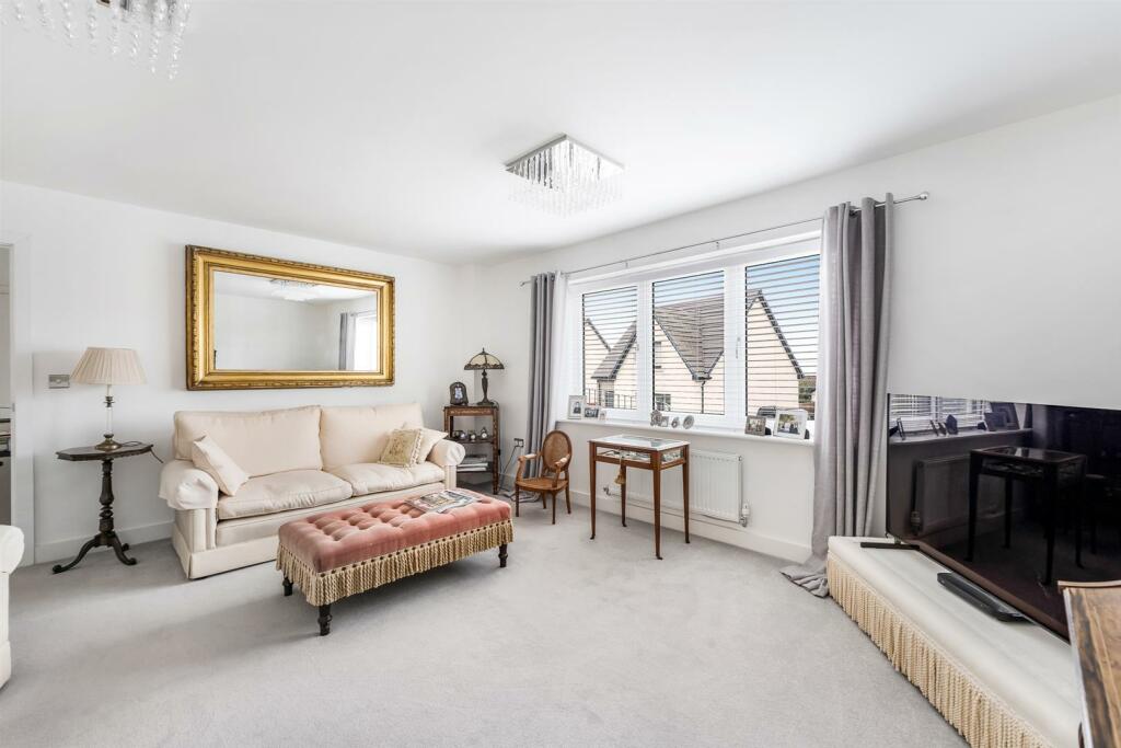 Additional image 10 of Wentwood Drive, Bleadon Hill - Stunning Home!