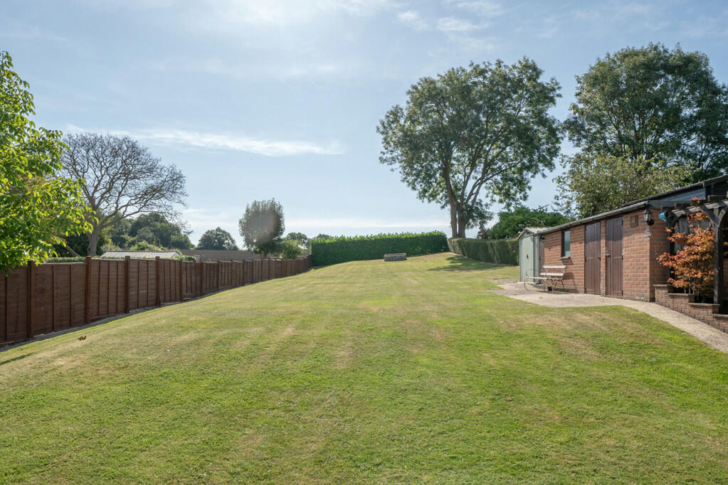 Additional image 15 of Leaves Green Road, Keston