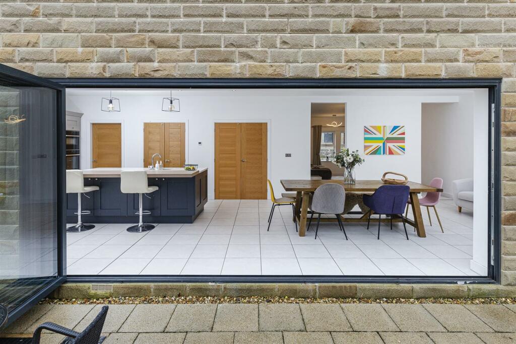 Additional image 14 of Snelsins Road, Cleckheaton