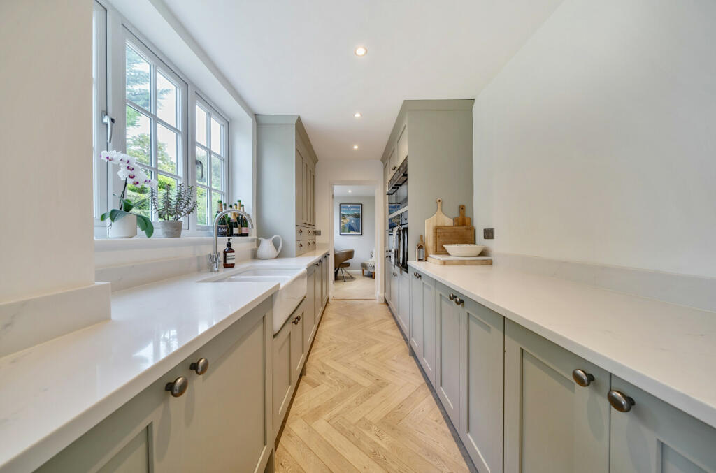 Additional image 8 of Wood Ride, Petts Wood, BR5