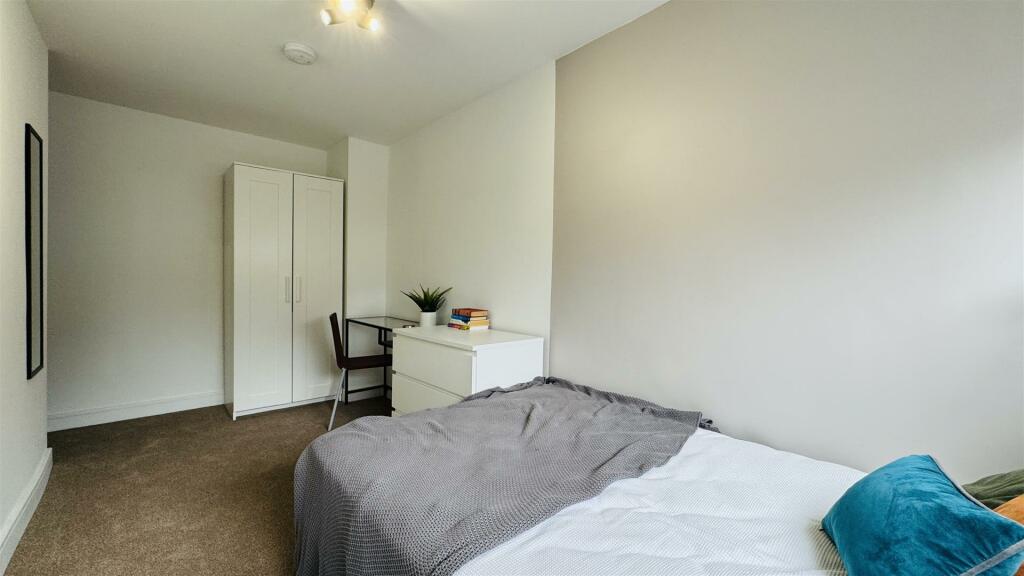 Additional image 7 of The Park, Kingswood