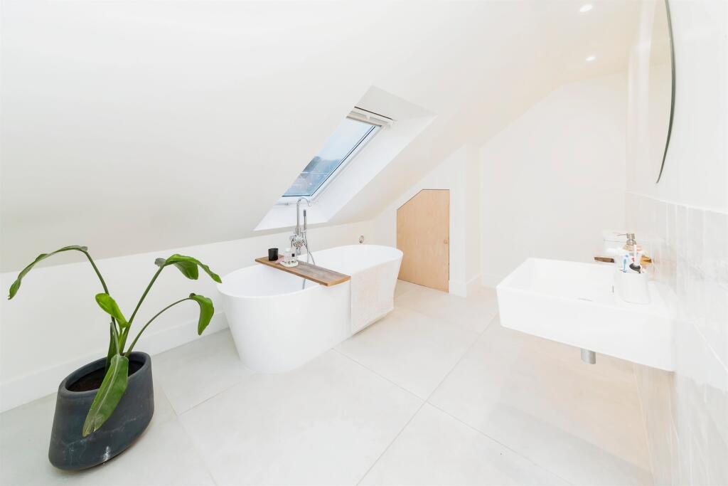 Additional image 8 of Lagwood Close, Hassocks