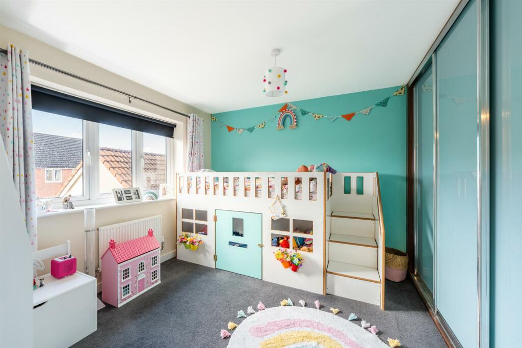 Additional image 10 of Mendip Road - Stunning Family Home!