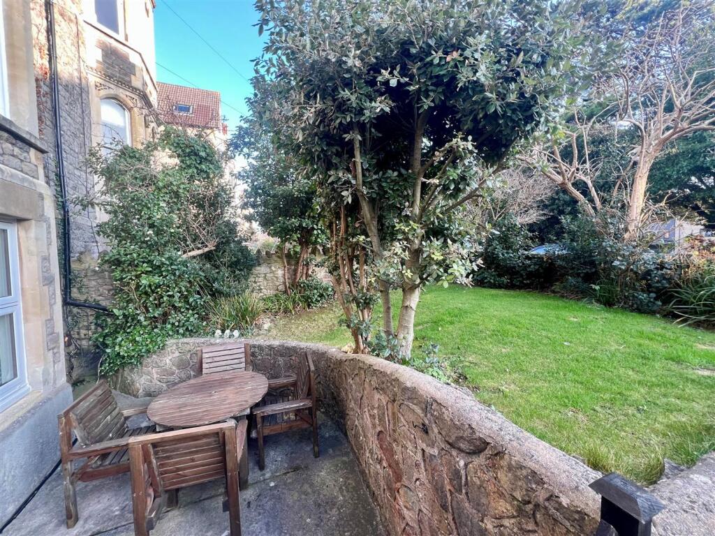 Additional image 11 of Charming self contained lower ground floor apartment