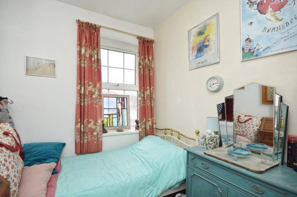 Additional image 18 of Albert Road, Keynsham, Bristol