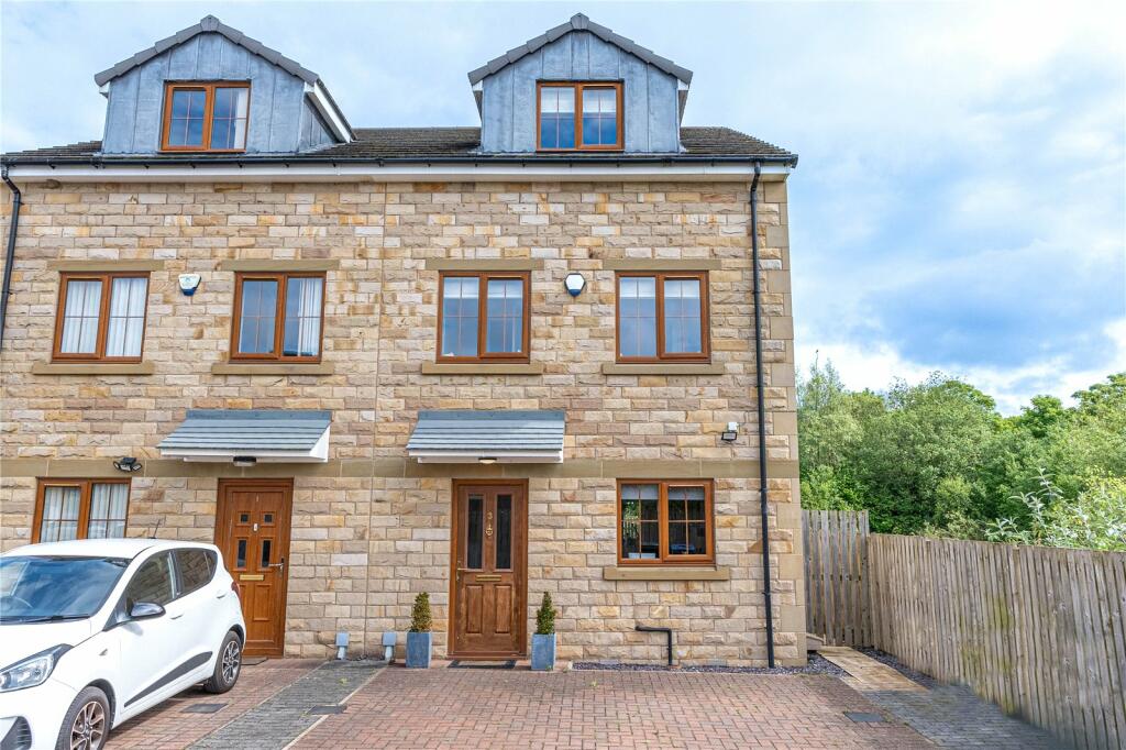 Additional image 23 of Berry Close, Baildon, Shipley, West Yorkshire