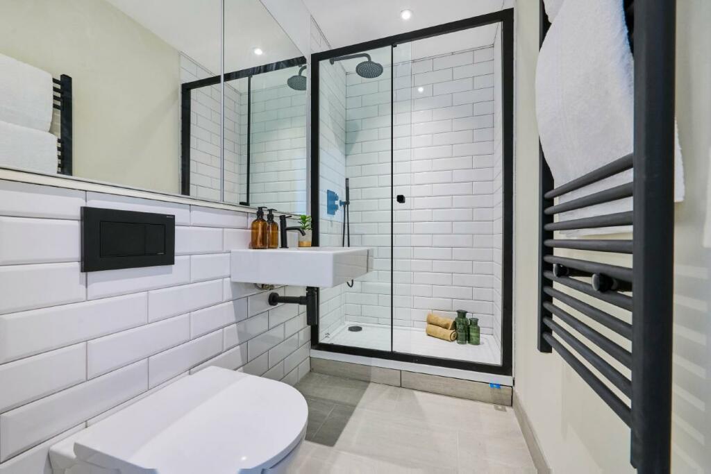 Additional image 9 of High Street, Beckenham