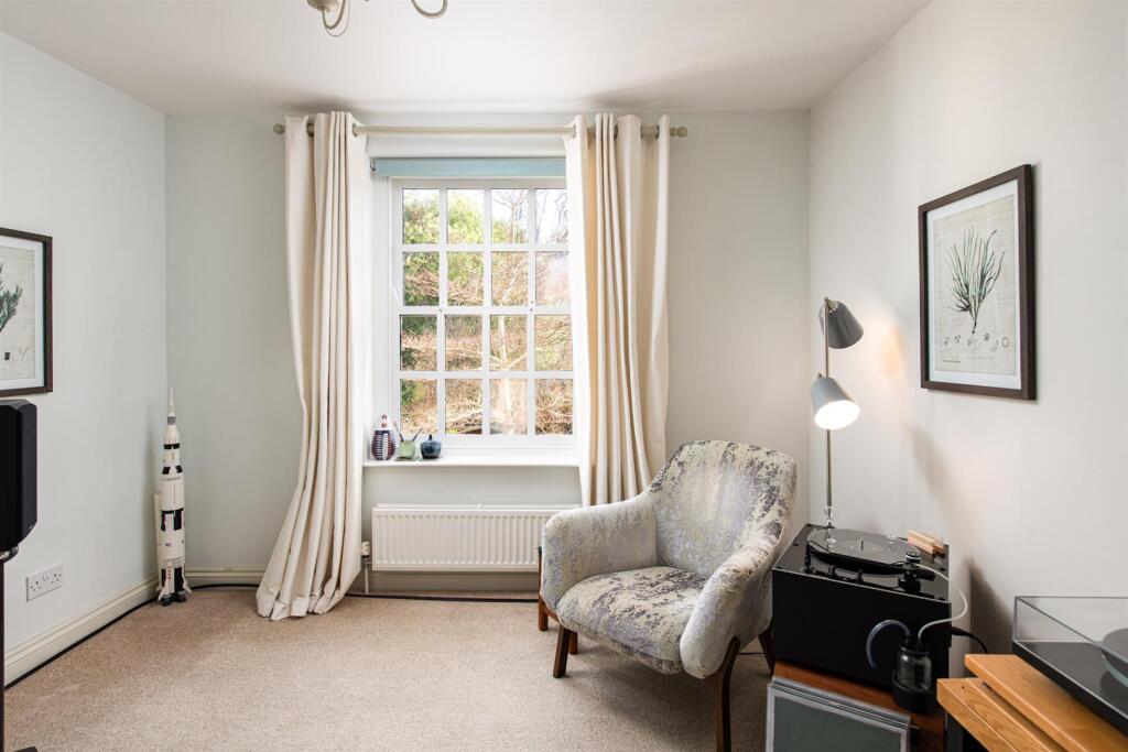 Additional image 23 of Front Street, Churchill