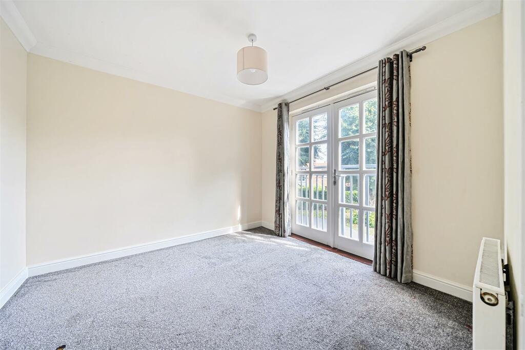 Additional image 15 of Royal Victoria Park, Bristol