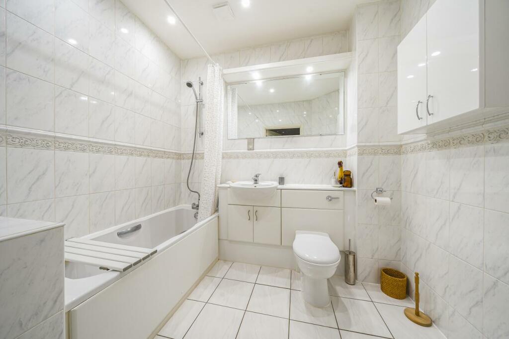 Additional image 14 of Kemnal Road, Chislehurst