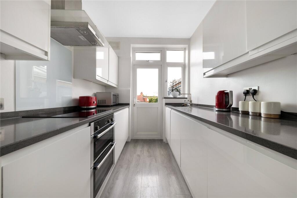 Additional image 2 of Greenway, Chislehurst, BR7