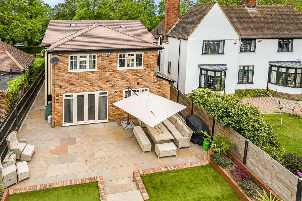 Additional image 27 of Mead Road, Chislehurst