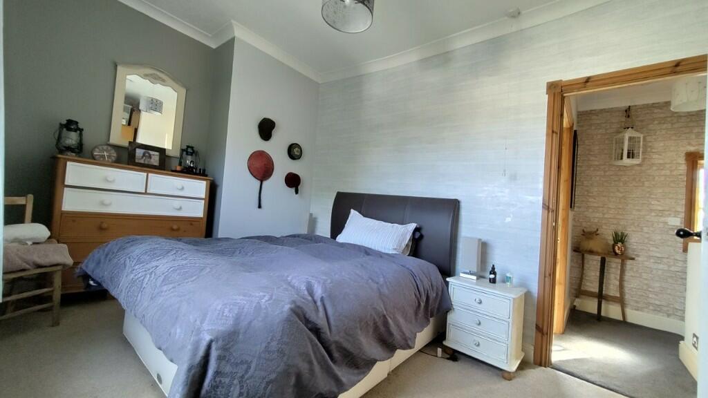 Additional image 10 of 37-38 Cliffe View, Allerton, West Yorkshire, BD15 9JQ