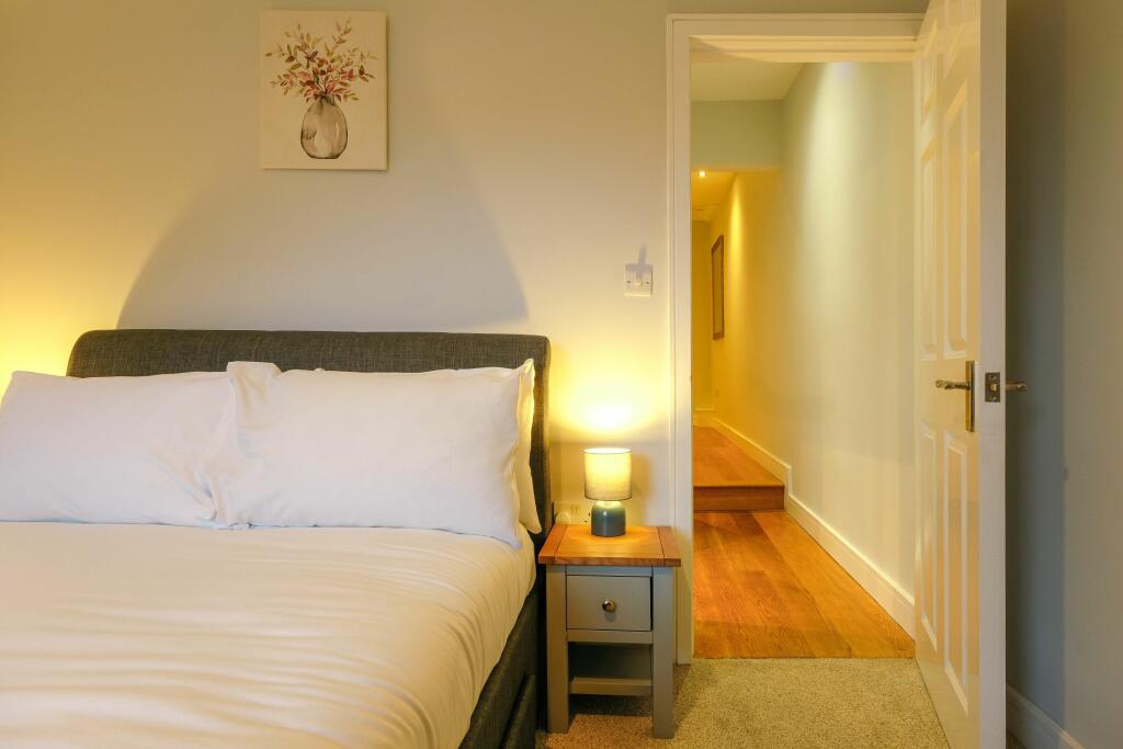 Additional image 10 of Flat ,  Raleigh Road, Bristol