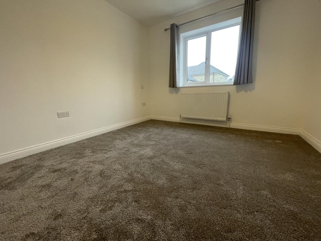 Additional image 6 of Saddle Close