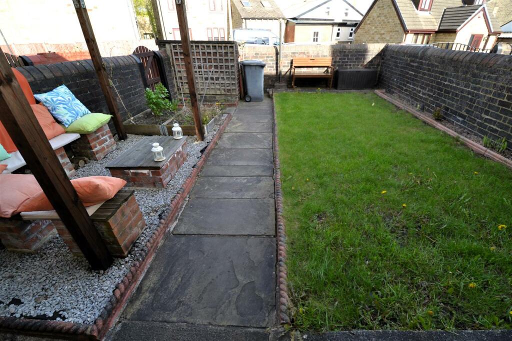 Additional image 11 of Brighton Terrace, Scholes, Cleckheaton
