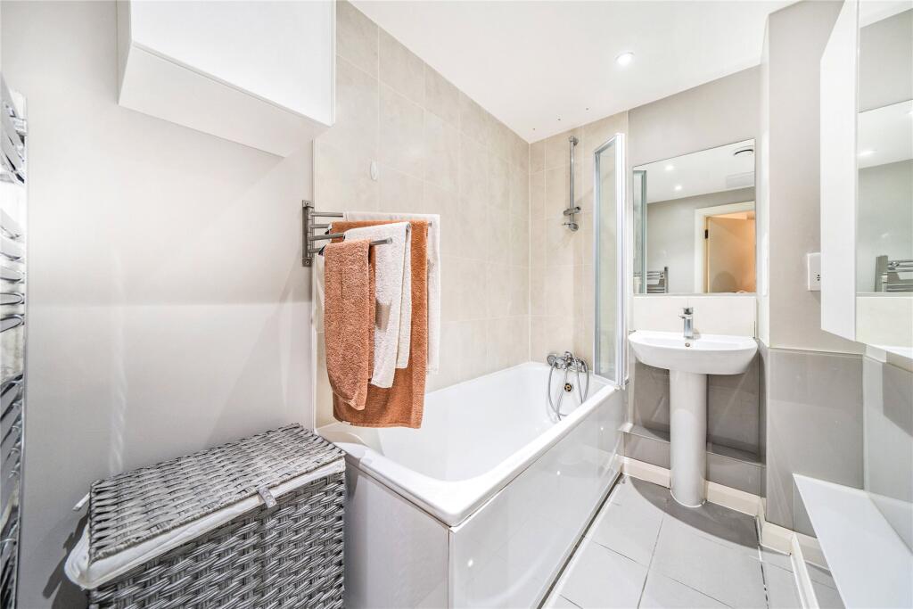 Additional image 13 of Azalea Drive, Swanley, Kent