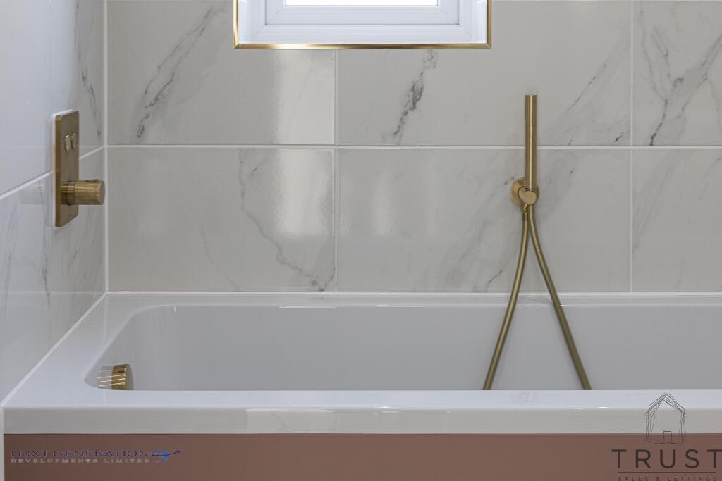 Additional image 55 of Hillside View, Drighlington