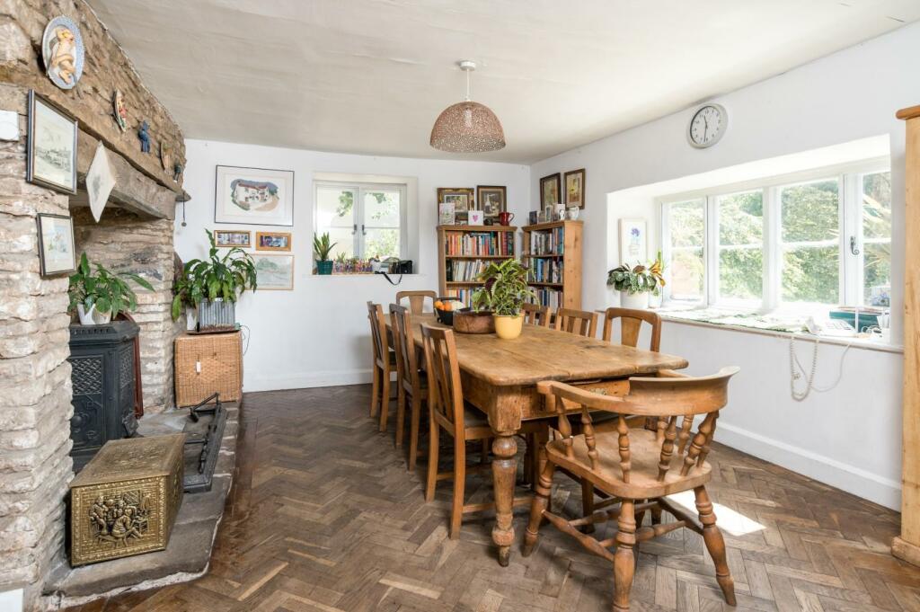 Additional image 7 of Detached 17th century cottage in the highly regarded village of Backwell