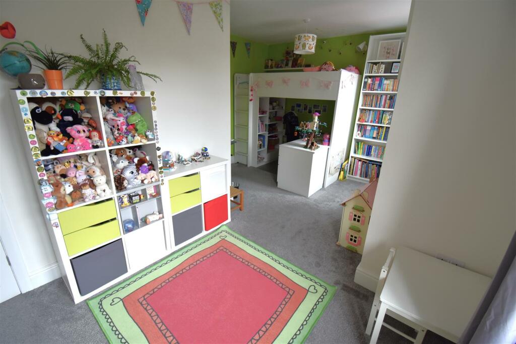 Additional image 15 of Beautifully Presented & Largely Extended 5 Bed Semi With S/Facing gdn