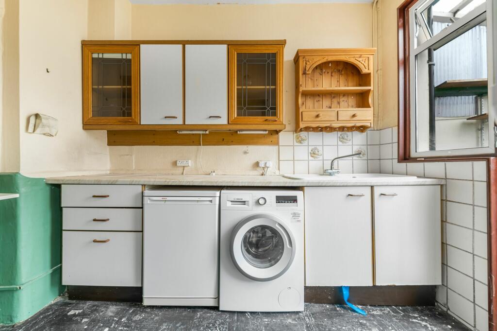Additional image 7 of Belmont Road, Beckenham, BR3