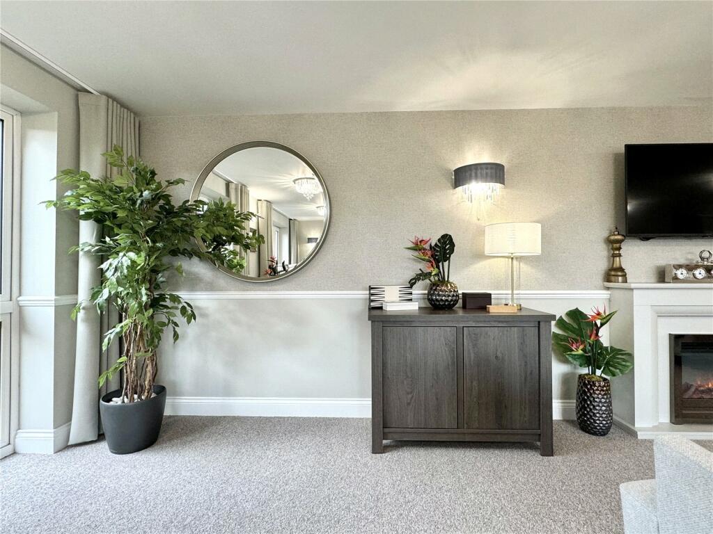 Additional image 12 of Burlington Lodge, Birchwood Park Avenue, Swanley, Kent, BR8
