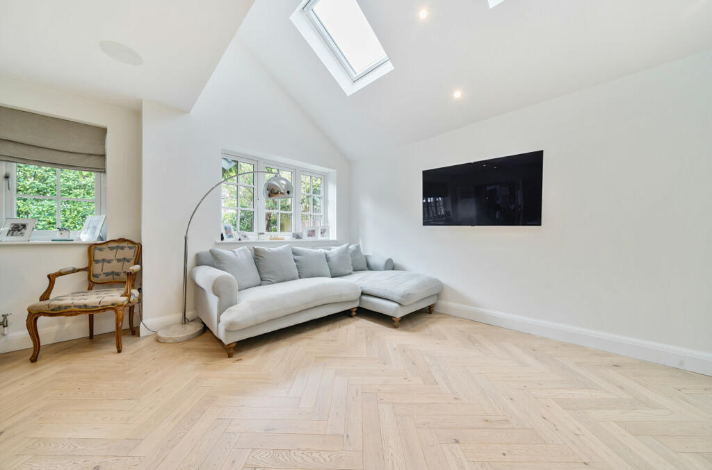 Additional image 10 of Wood Ride, Petts Wood, BR5