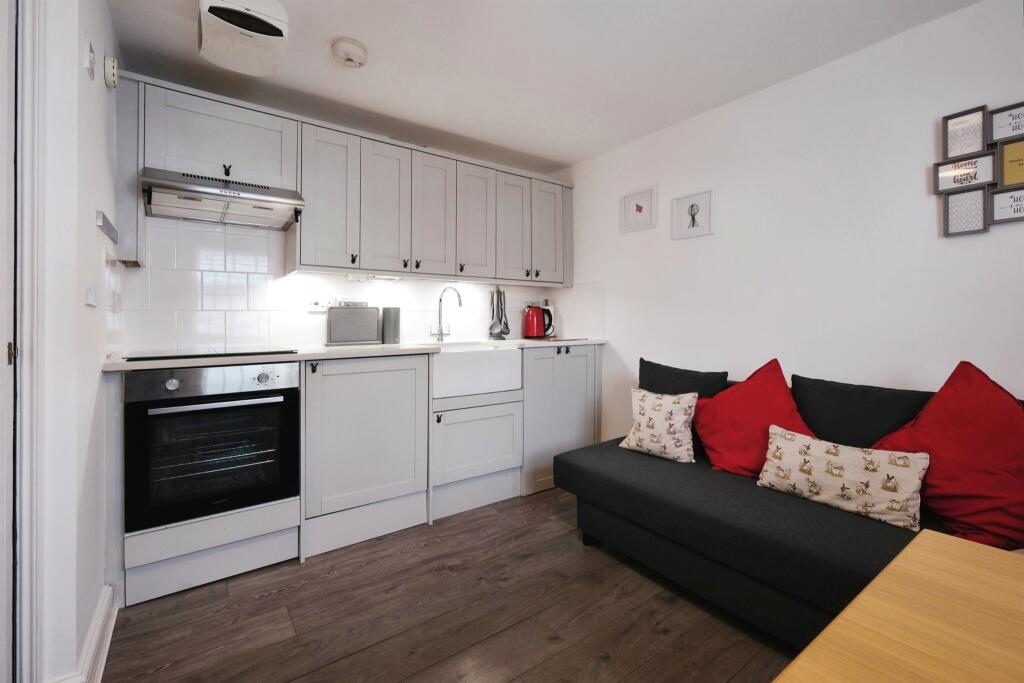 Additional image 11 of High Street, Lewes