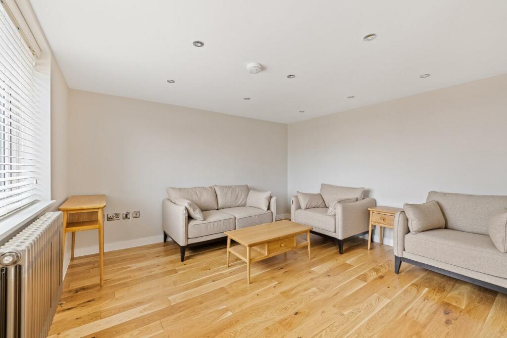 Additional image 5 of Cecil Avenue, St George