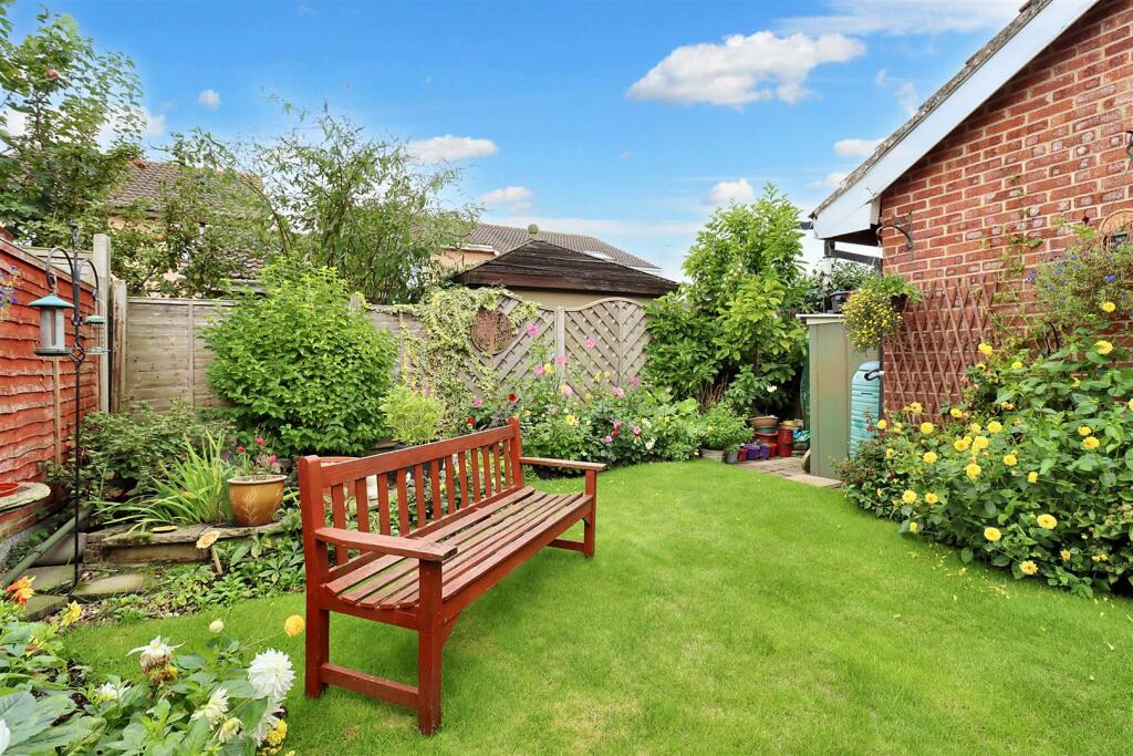 Additional image 8 of Attractive home close to riverbank walks