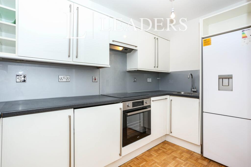 Albemarle Road, Beckenham, BR3 photo 2