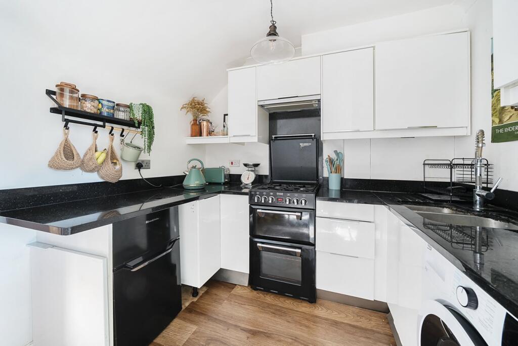 Additional image 8 of Manor Road, Beckenham, BR3