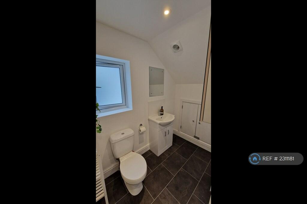 Additional image 8 of Croydon Road, Beckenham, BR3