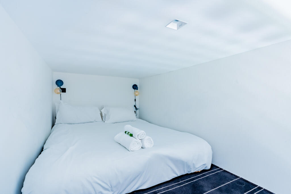 Additional image 10 of Manilla Road, Clifton, Bristol, BS8 4ED