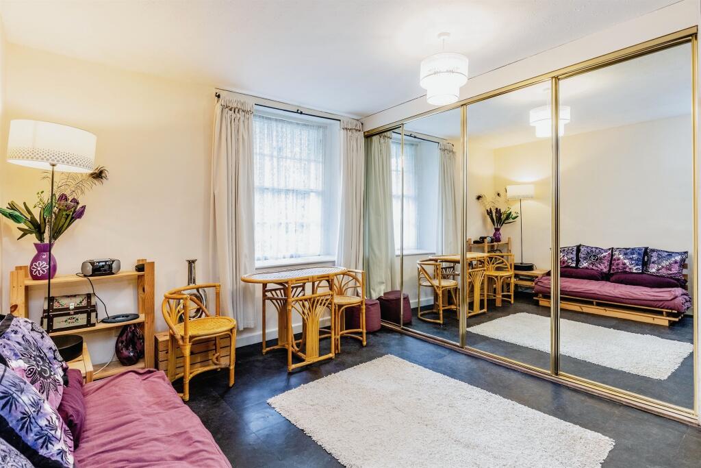 Additional image 3 of Wetherell Place, Bristol