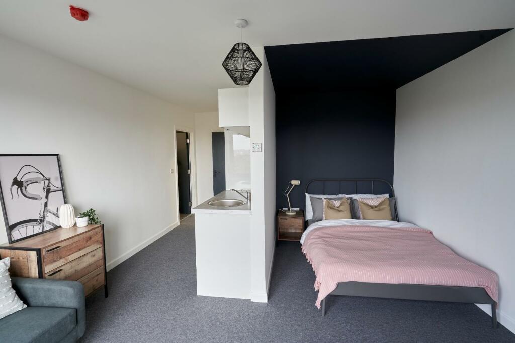 Additional image 44 of 98 Blackswarth Road, Three Crowns, Kings Court, Bristol