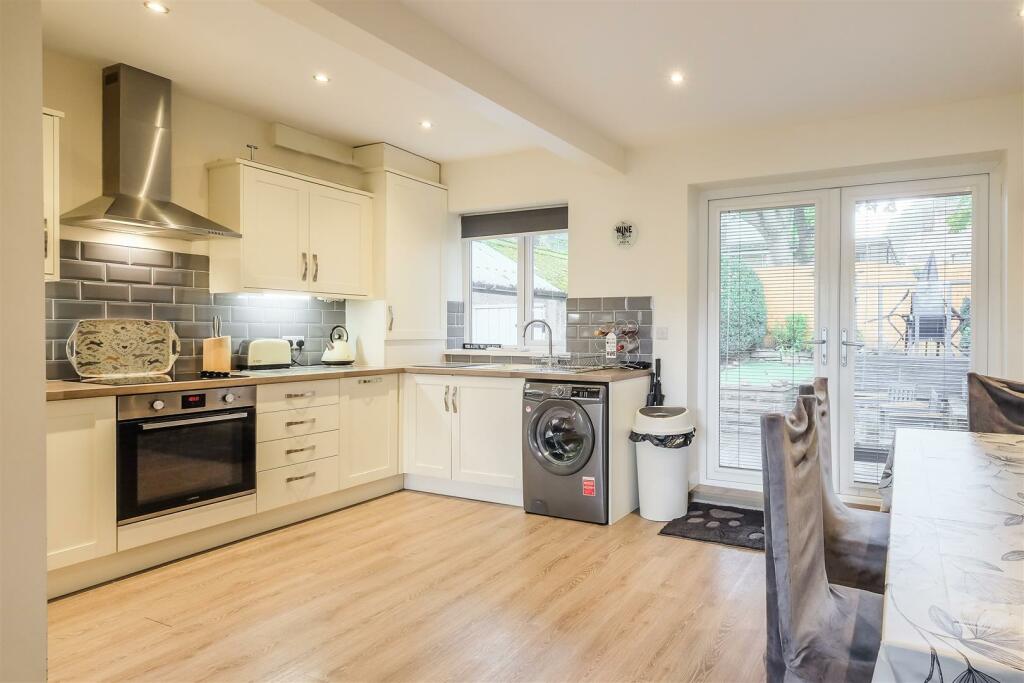 Additional image 7 of Greengates Avenue, Wyke, Wyke, Bradford