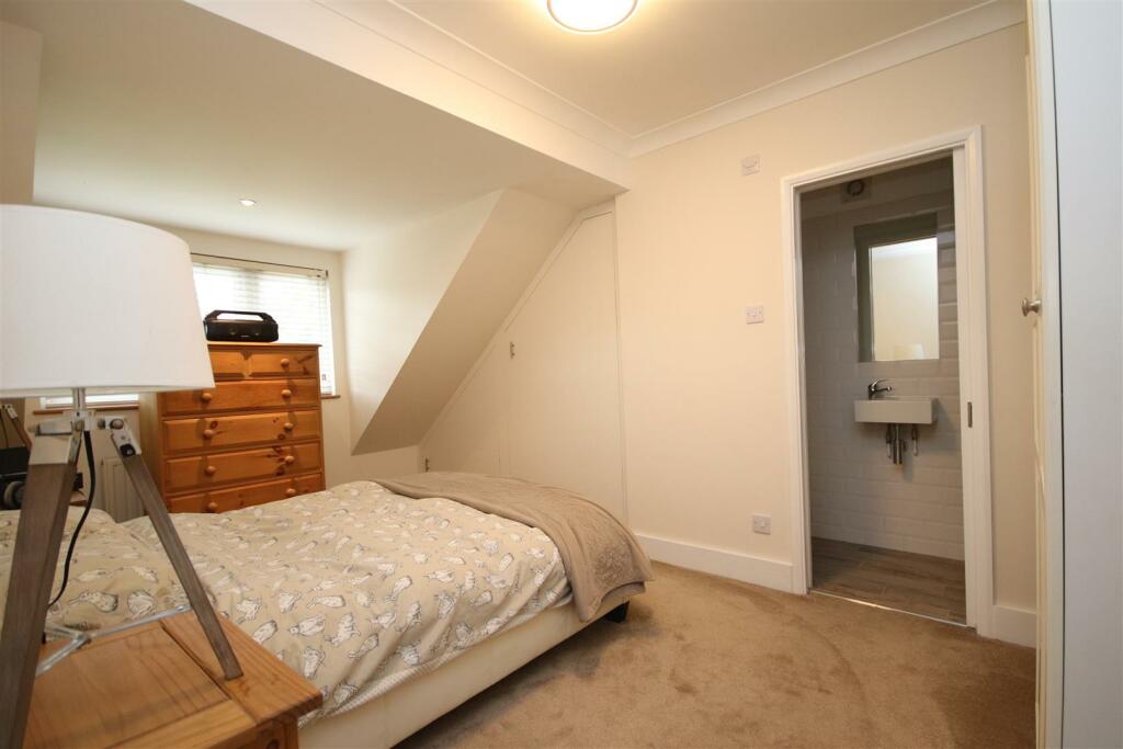 Additional image 16 of Main Road, Hextable, Swanley