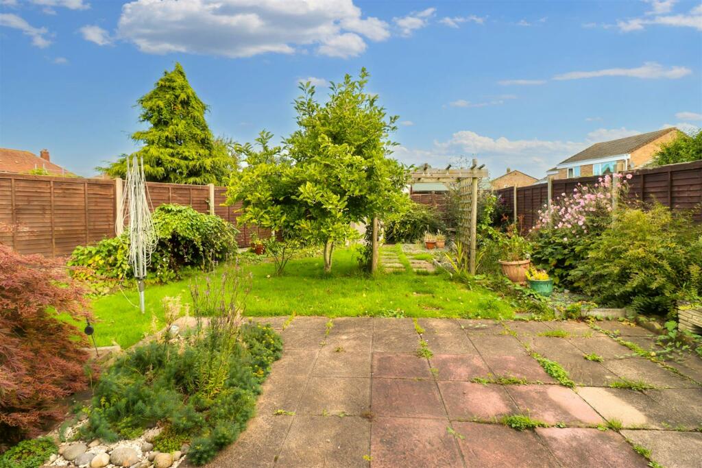 Additional image 10 of Level walk to Clevedon Town Centre