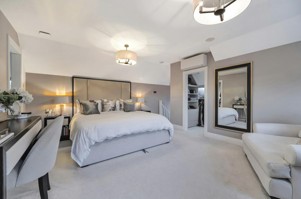 Additional image 22 of Sutherland Avenue, Petts Wood, BR5