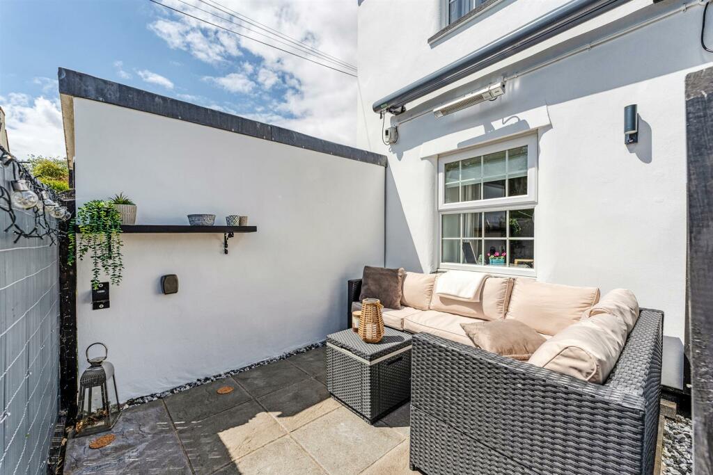 Additional image 4 of Beautiful Cottage in Kenn